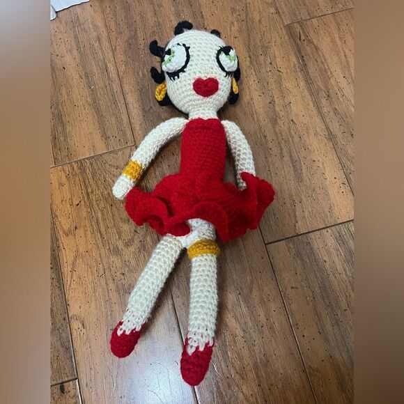 Betty boop crochet doll - Picture 2 of 6